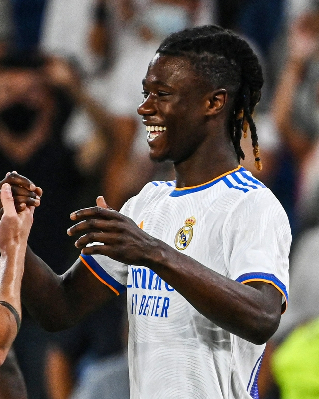  车板镇石坡村2011篮球赛 