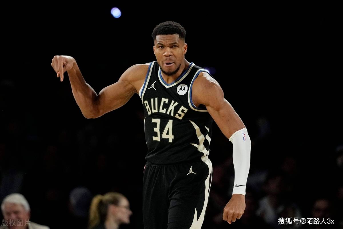 转折点!密尔沃基雄鹿更衣室发声,NBA季后赛今晨攻防权衡,质疑声四起,身体对抗强度拉满的简单介绍 转折点!密尔沃基雄鹿更衣室发声,NBA季后赛今晨攻防权衡,质疑声四起,身体对抗强度拉满的简单介绍