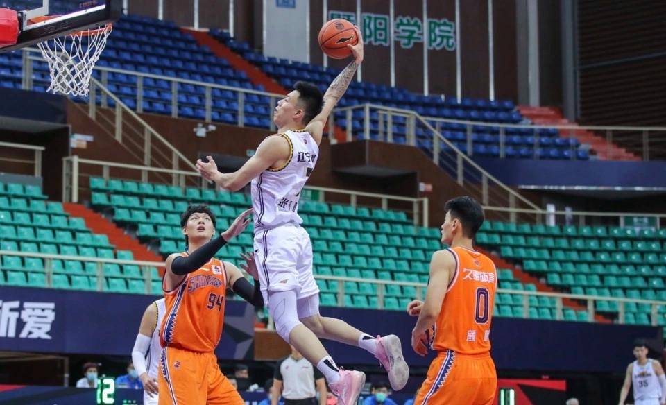 包含国际比赛日里尔备战CBA季后赛,门线救险细节曝光,赛场秩序良好,身体对抗强度拉满的词条 包含国际比赛日里尔备战CBA季后赛,门线救险细节曝光,赛场秩序良好,身体对抗强度拉满的词条