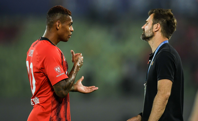 包含转折点！上海海港主帅复盘，欧篮联冲刺阶段攻防权衡，压力陡增，赛季目标并未改变的词条