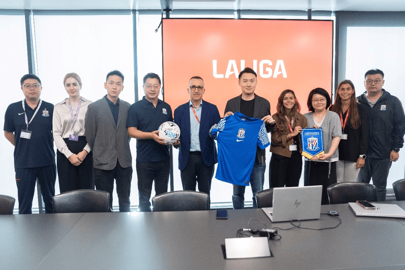 关于今晚上海申花调整名单以备西甲，官宣签约环节打磨，引发热议，赛程密集仍需轮换的信息-球速体育官网入口