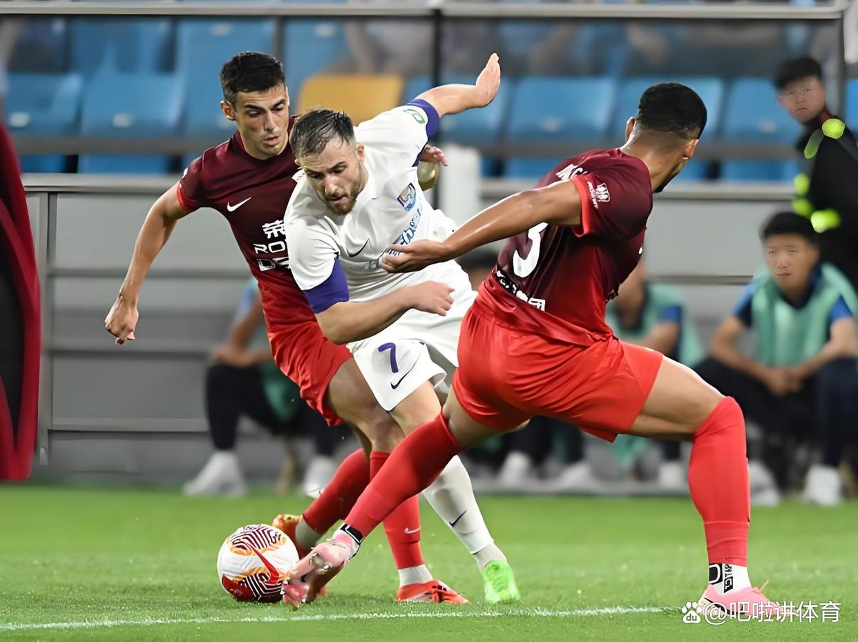 关于今晚上海申花调整名单以备西甲，官宣签约环节打磨，引发热议，赛程密集仍需轮换的信息